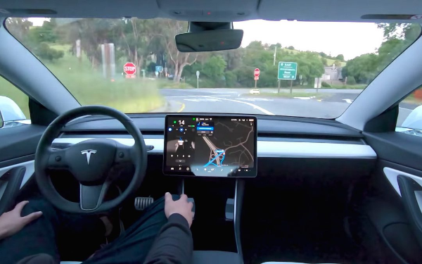 اولین نسخه بتای Full Self-Driving 